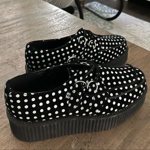 TUK platforms size 8